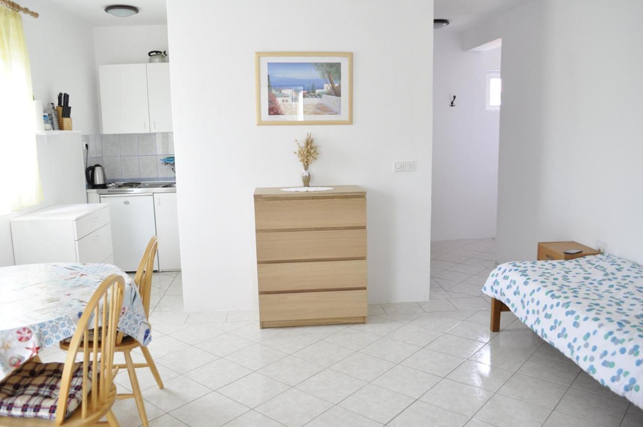 Apartment Vir 13686B ภายนอก รูปภาพ