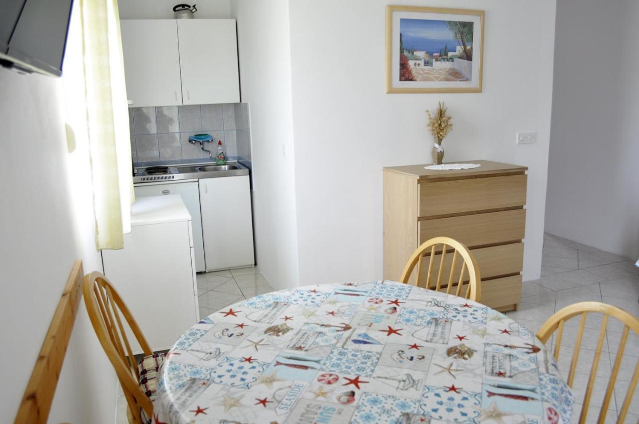Apartment Vir 13686B ภายนอก รูปภาพ